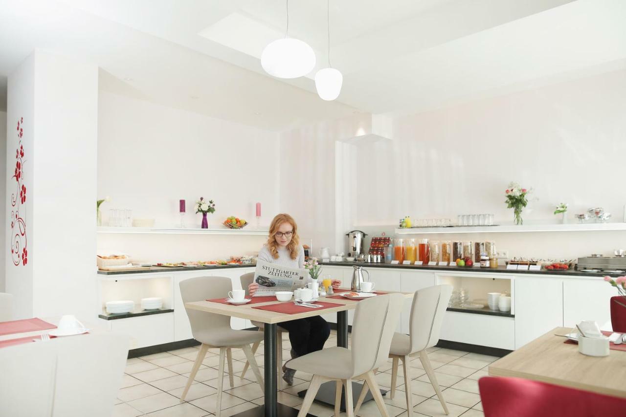 Hotel Am Buchwald Esslingen am Neckar Екстер'єр фото